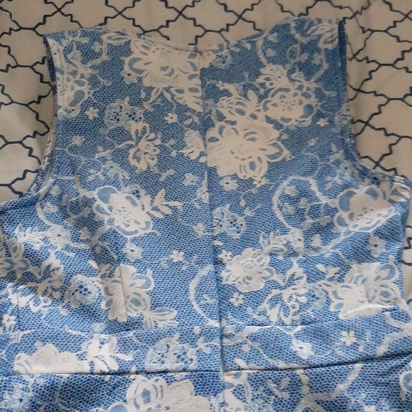 Summer dress - Picture 3 of 5